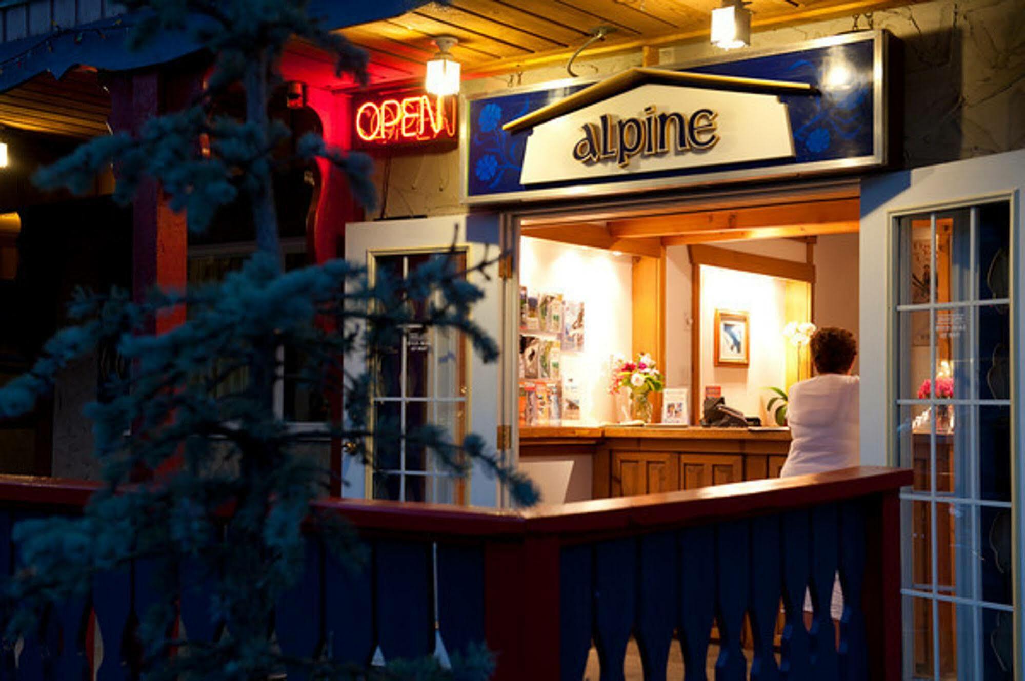 Alpine Inn & Suites Nelson Exterior photo